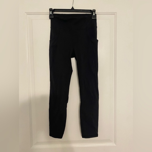 Original fast and free High Rise Lululemon leggings Size:4 - Picture 5 of 5